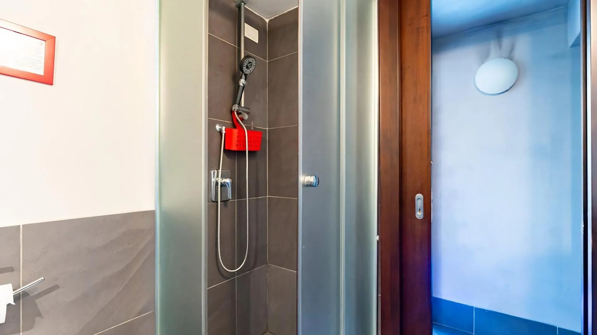 Guest house Maiella16 Guesthouse Naples Italy