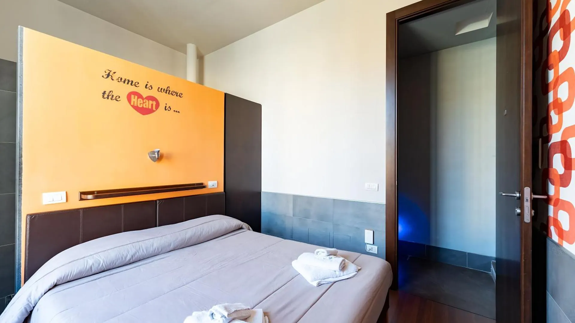 Maiella16 Guesthouse Naples