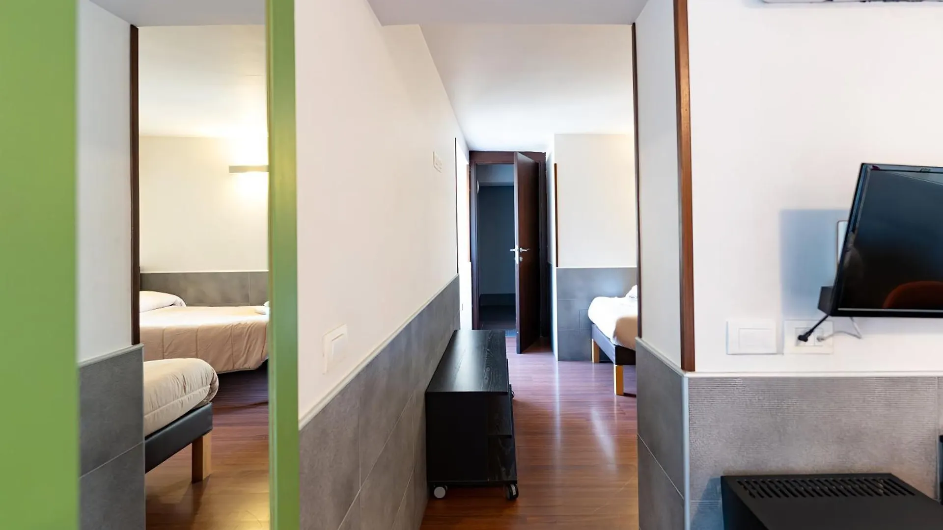 Maiella16 Guesthouse Naples