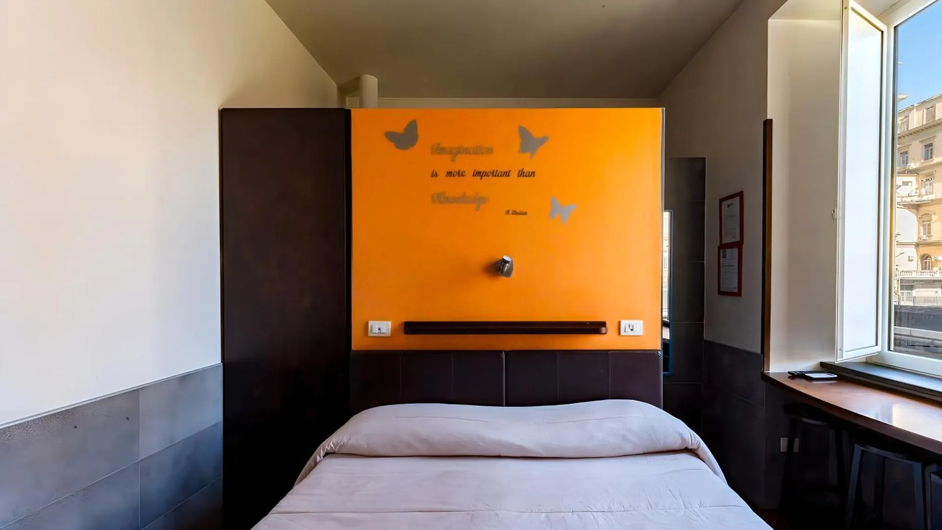 Maiella16 Guesthouse Naples
